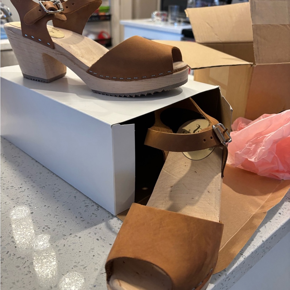Lotta from Stockholm clogs